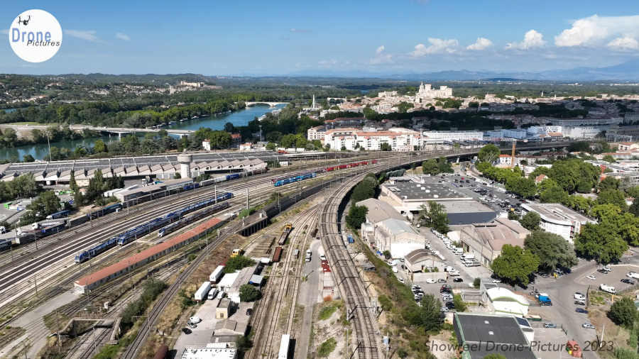 23-Faisceau d'Avignon pour SNCF-Réseau-Drone Pictures-00030125