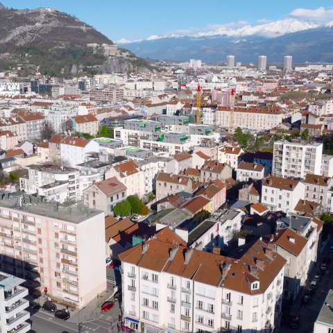 Les meilleurs spots pour filmer Grenoble par drone